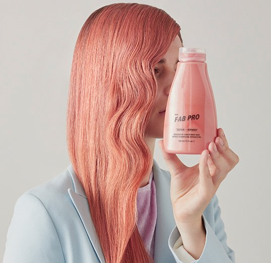 Colour maintenance conditioner