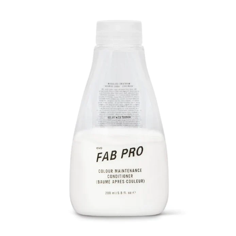 Colour maintenance conditioner